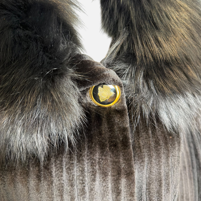 Gucci by Frida Giannini F/W 2008 Black Grooved Mink Fur Jacket With Voluminous Fox Fur Collar And Leather Belt