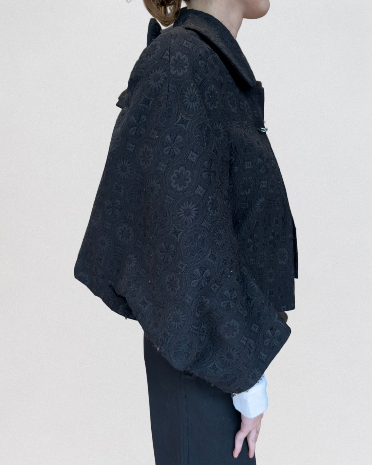 Comme Des Garçons Fall 2004 Black Jacquard Cropped Jacket with Oversized Bow