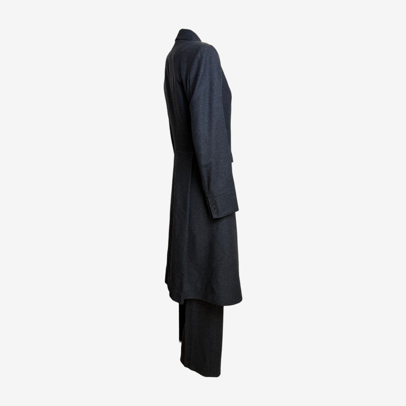 Matching wide-leg trousers in charcoal grey cashmere with high-waisted cut