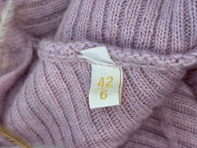 Valentino cardigan sleeve detail, ribbed cuff on long sleeve