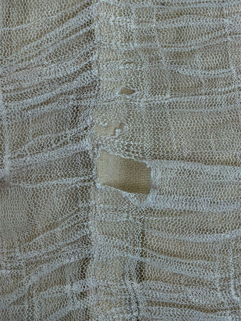 Beige silk mesh pencil skirt by Tom Ford for Gucci, close-up of ruched mesh fabric
