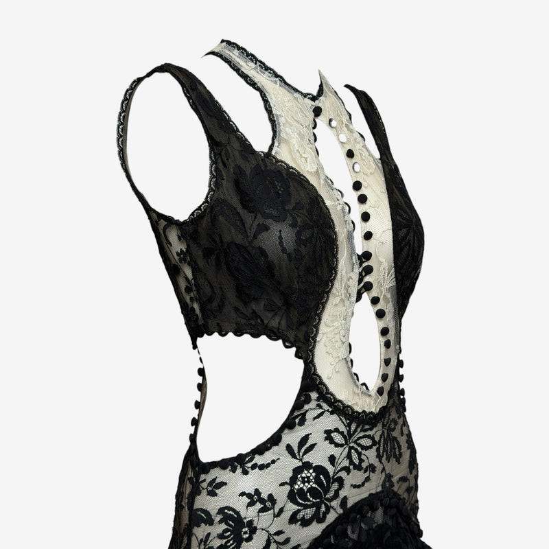 Alexander McQueen S/S 2016 Black And Ivory Lace Cut-Out Tiered High-Low Gown