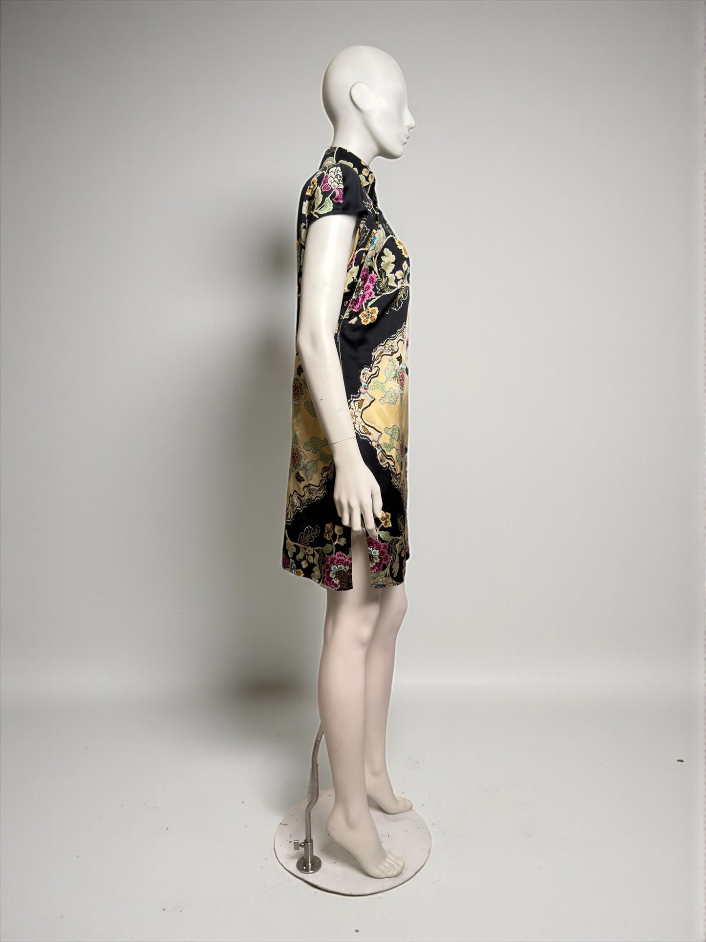 Roberto Cavalli Spring 2003 Chinoiserie Cheongsam Silk Yellow Mini Dress