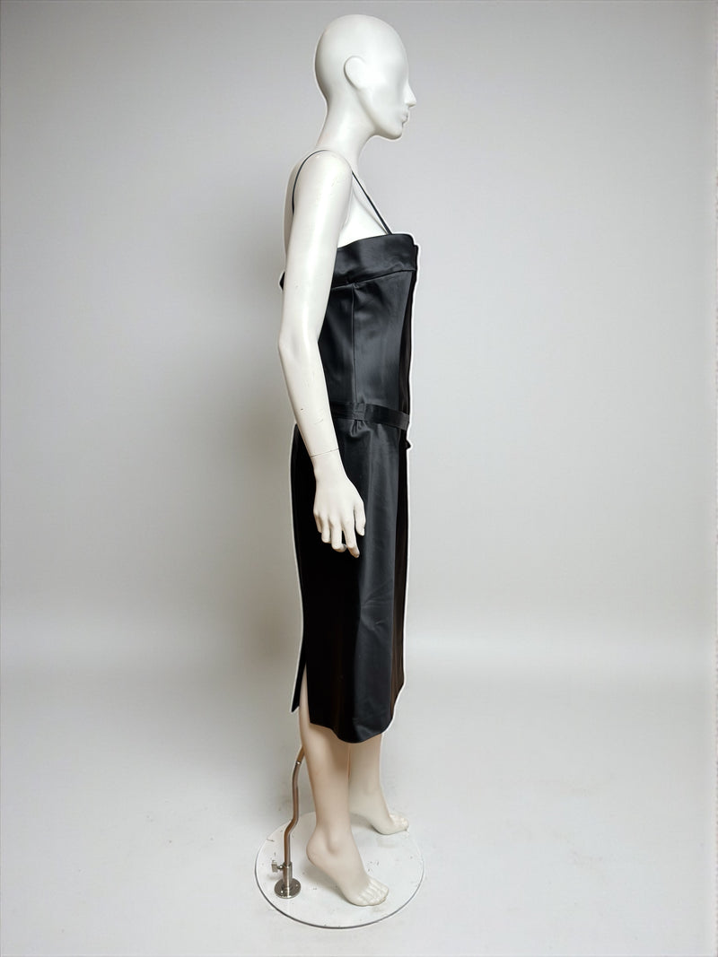 Black satin dress by Gucci Tom Ford, fabric texture detail