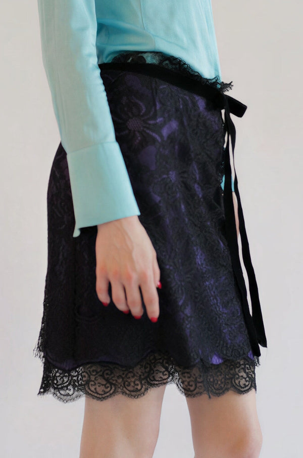 D&G 2000s Purple And Black Lace Velvet-Belted Mini Skirt