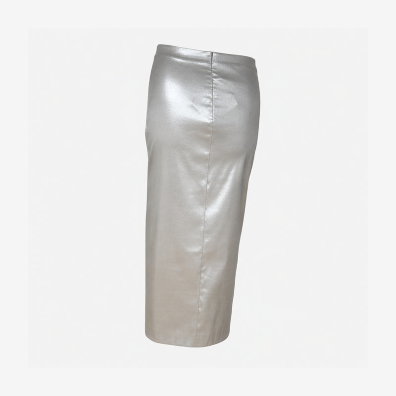 Silver lamé maxi skirt by Dolce & Gabbana, close-up of waistband ruching and side zip closure